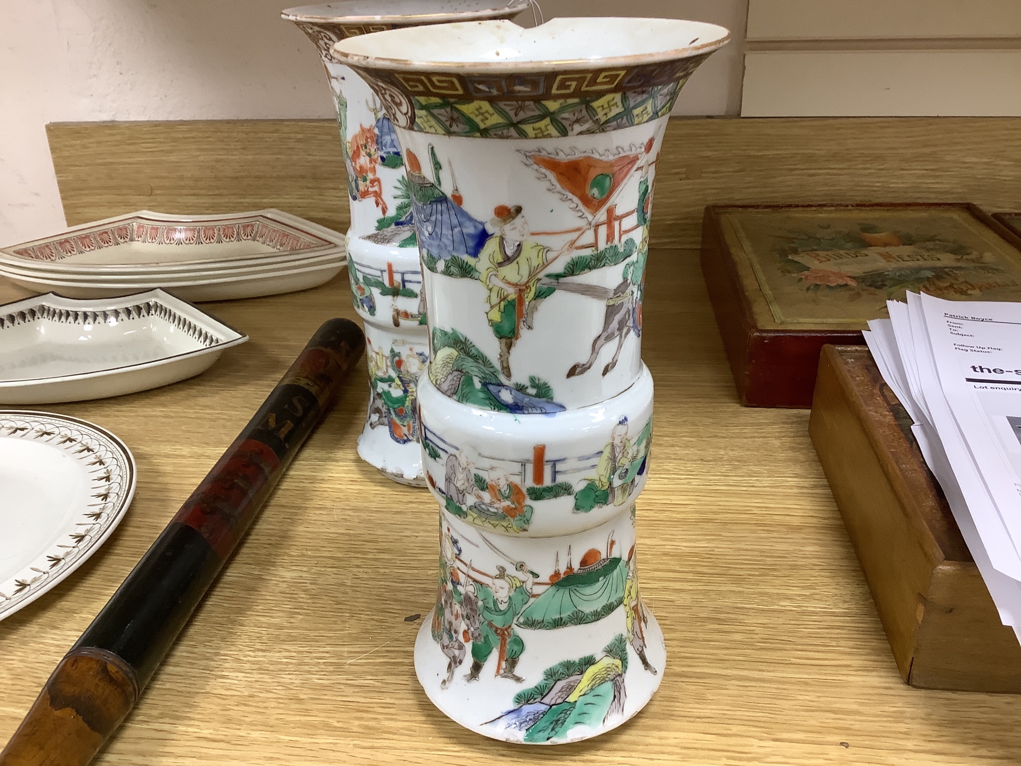 A pair of late 19th/early 20th century century Chinese famille verte beaker vases, height 25.5cm